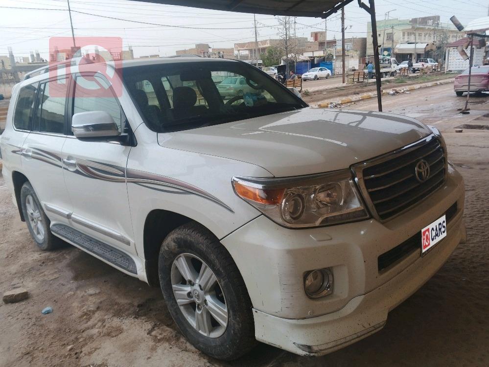 تويوتا لاندكروزر